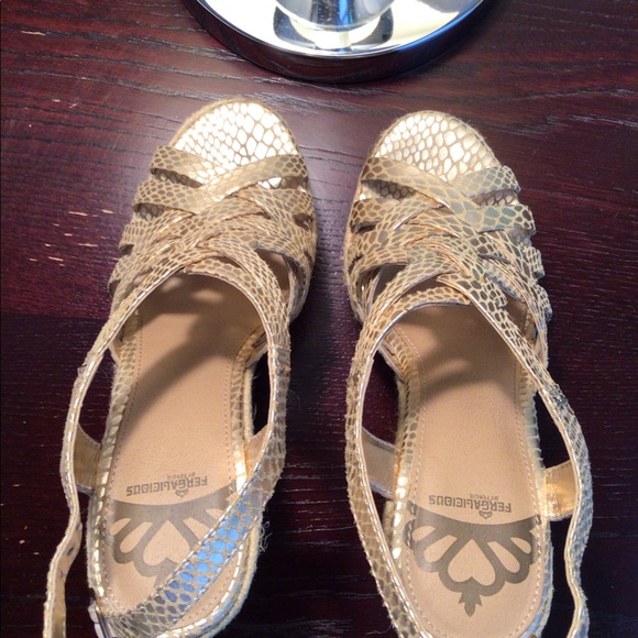 Fergalicious Wedges Size 6! - Picture 8 of 9